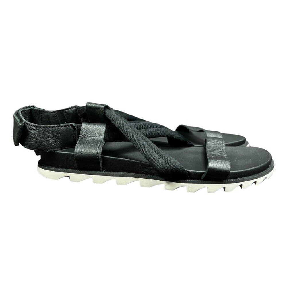 Sorel Roaming Decon Black Sandals Women's Size 7.5